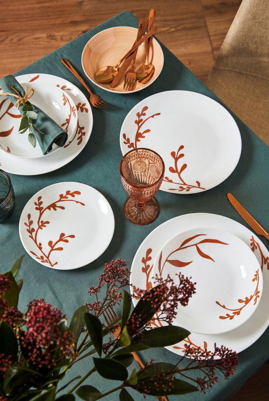 Servizio Piatti Dely Brown 18 Pezzi in Vetro Opale Bianco, Set Tavola per 6 Persone, Decorazioni Marroni, Design Moderno ed Elegante per Cucina e Sala da Pranzo