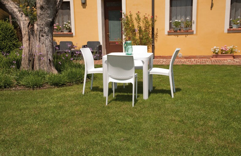 Tavolo Olè Rattan 80x80 Bianco