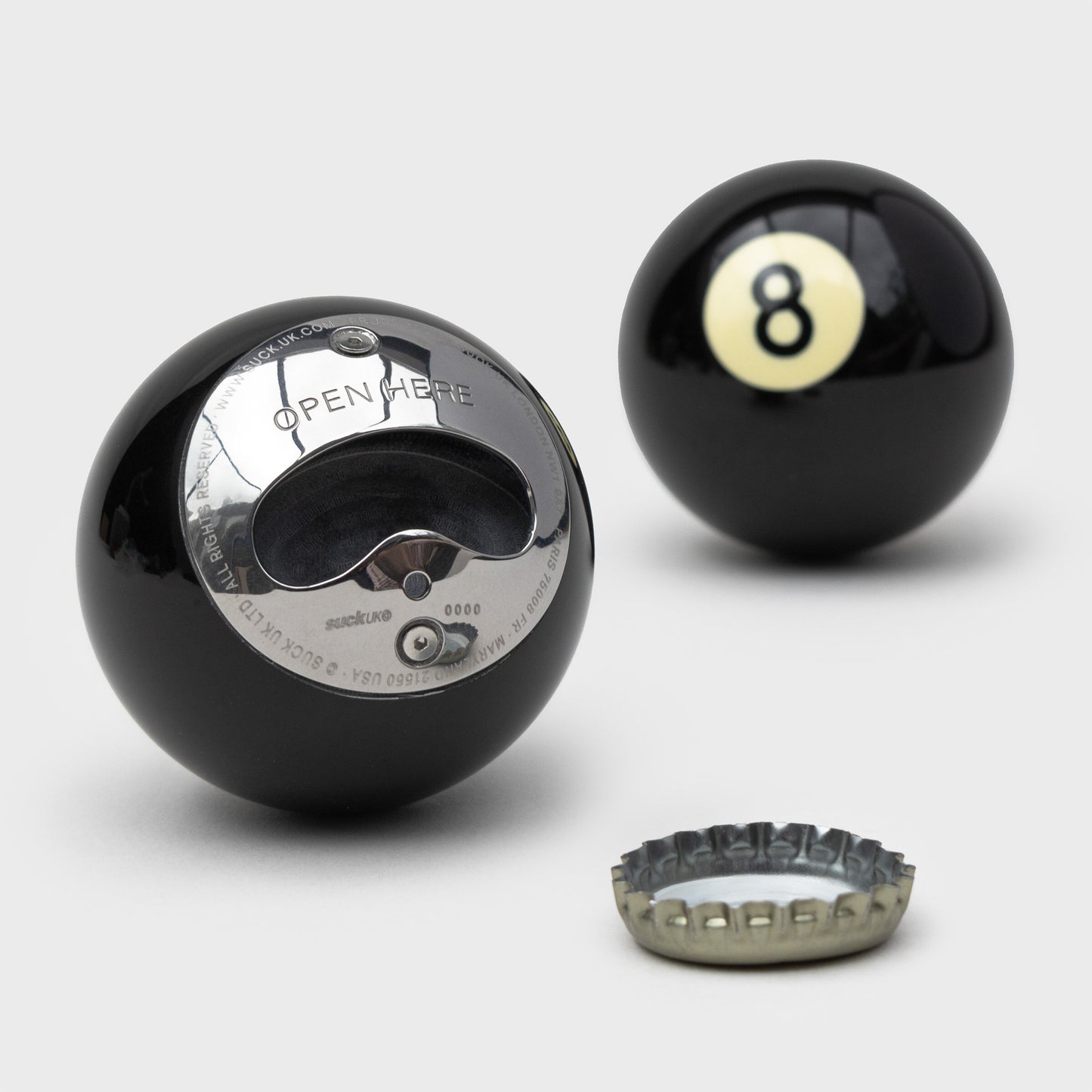 Apribottiglie "Eight Ball" â?" Realizzato da una vera palla da biliardo n°8