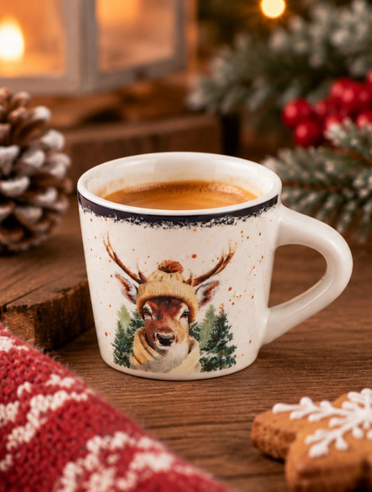 Set 6 Tazzine da Caffè NBC Holiday Story Cervo 90 ml in Ceramica Bianca con Decorazione Invernale, Cappello e Sciarpa, Idea Regalo Natalizia H&H