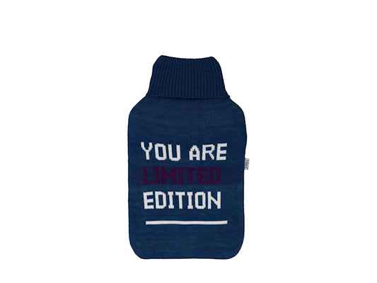H&H Borsa Acqua Calda 1,8 Litri con Rivestimento in Maglia Blu, You Are Limited Edition