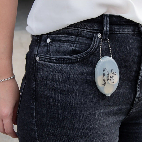 FISURA Porta monete scritta "All you need is money"