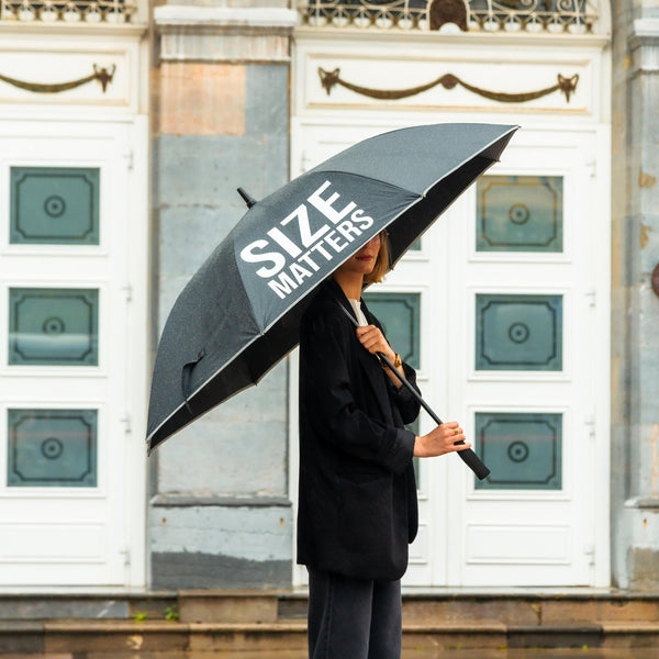 FISURA Ombrello gigante con scritta "Size matters"