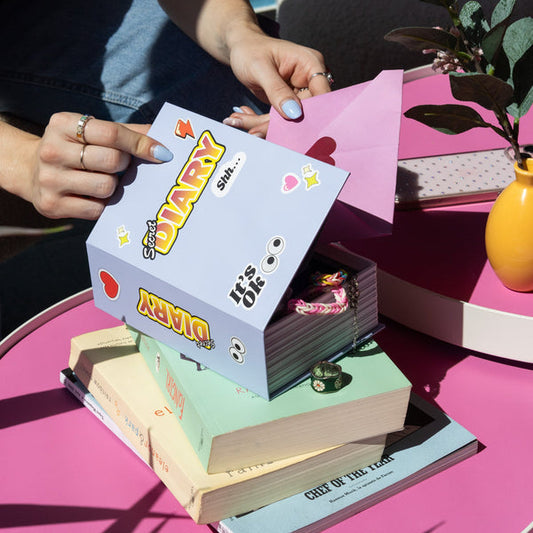 FISURA Cassaforte a forma di libro con scritta "Secret diary"